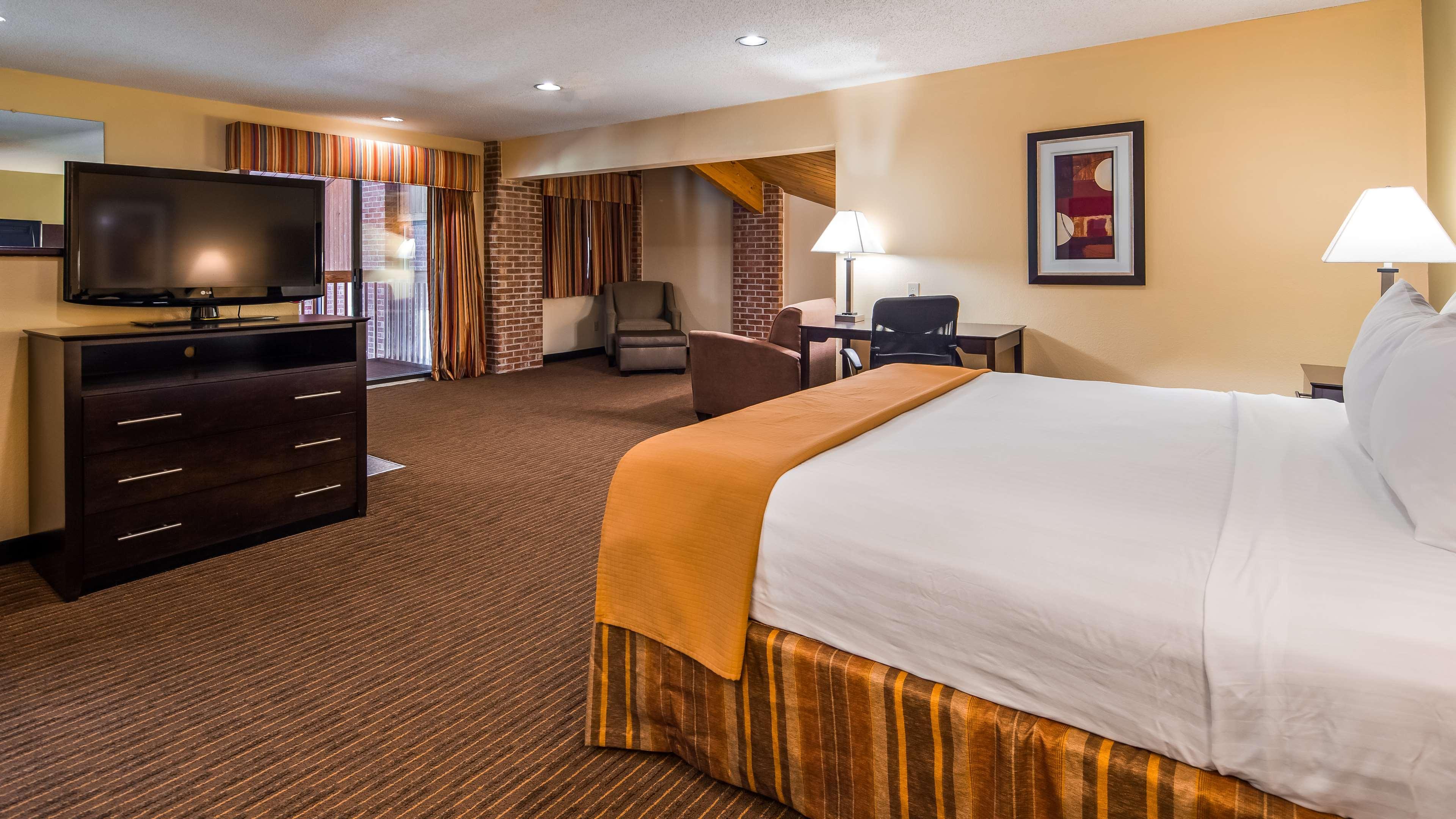 Western Hotel 3*